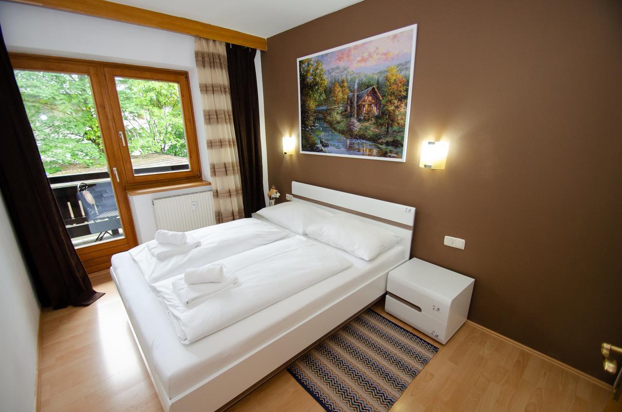 Apartment House Near The Lake Τσελ αμ Ζέε Εξωτερικό φωτογραφία